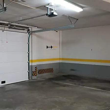 Sherryflat Aina Parking * Jerez de la Frontera