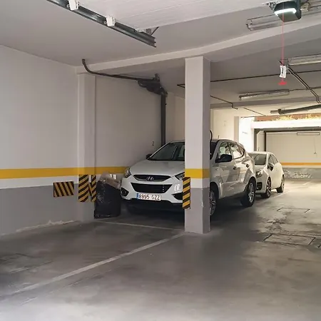 Sherryflat Aina Parking Apartment